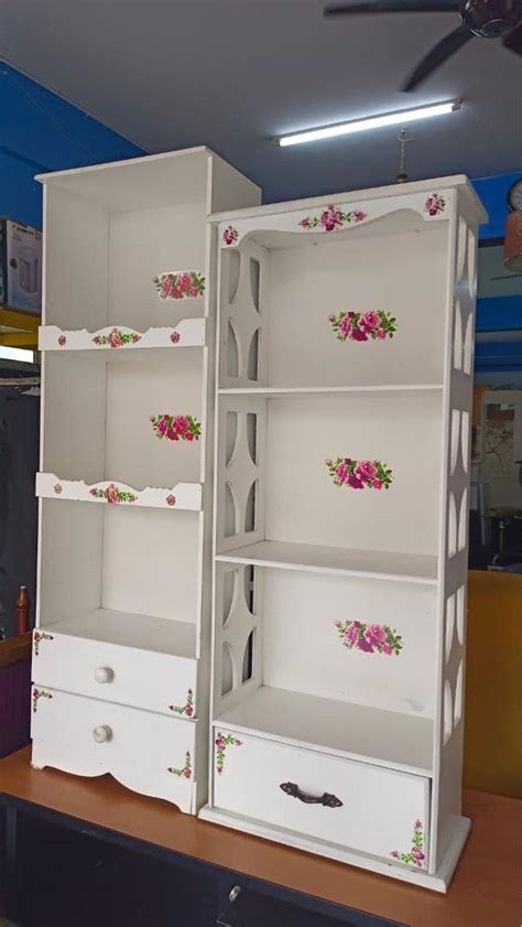 Rak Hiasan Terpakai Furniture Home Living Furniture Shelves