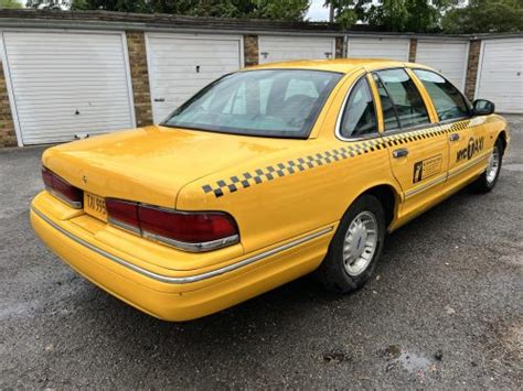 1995 Ford Crown Victoria NYC Taxi American DreamsAmerican Dreams