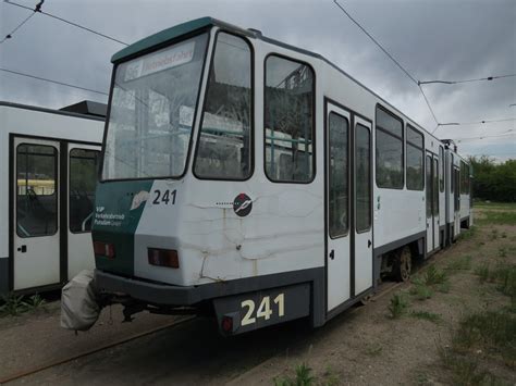 Temirtau Tatra KT4DM č 241 Temirtau Tramway Depot Foto