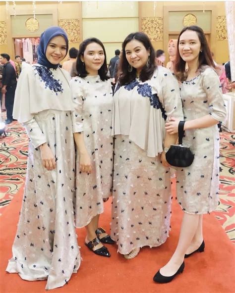 Baju Kurung Brokat Untuk Orang Gemuk 30 Model Kebaya Untuk Orang