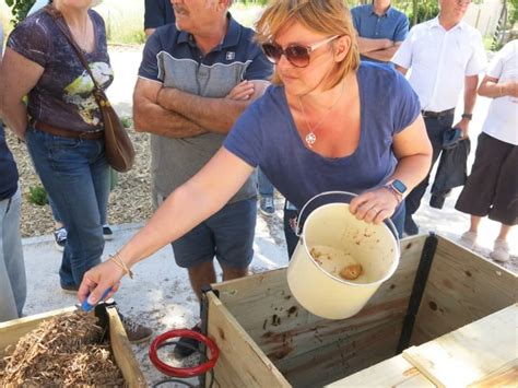 Recycler ses biodéchets en faisant du compost