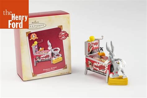 Hallmark Looney Tunes Pinball Action Christmas Ornament The