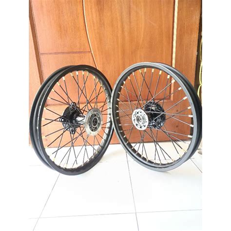 Jual Sepaket Velg Tromol Scarlett Zox Premium Crf Velg Rossi Sprint