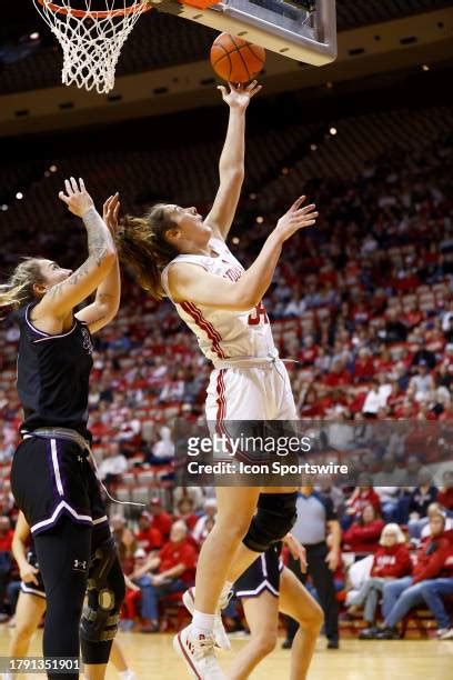 Lipscomb Lady Bisons Photos And Premium High Res Pictures Getty Images