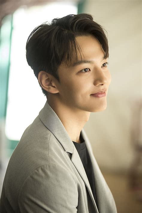 Yeo Jin Goo Reveals How He Came To Be Good Friends With Btss Jungkook