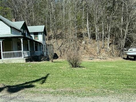 789 Diamond Point Road, Diamond Point, NY 12824 | Zillow