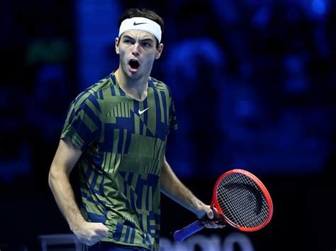 ATP Finals Taylor Fritz se qualifie pour les demi finales après sa