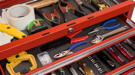 All The Creative Ways To Repurpose An Old Toolbox Around Your Home