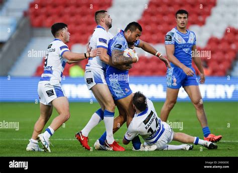 Samoa S Ligi Sao During The Rugby League World Cup Group A Match At The