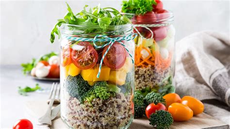 12 Ensaladas En Tarro De Cristal Para Comer Fuera De Casa