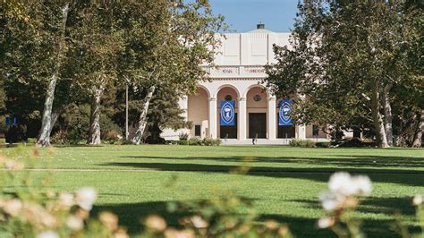 Pomona College Welcomes New Faculty Members Pomona College In