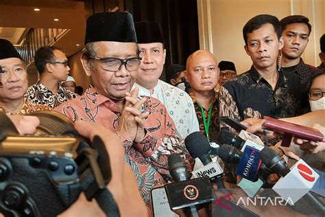 Mahfud Siap Klarifikasi Rp Triliun Kepada Dpr Antara News