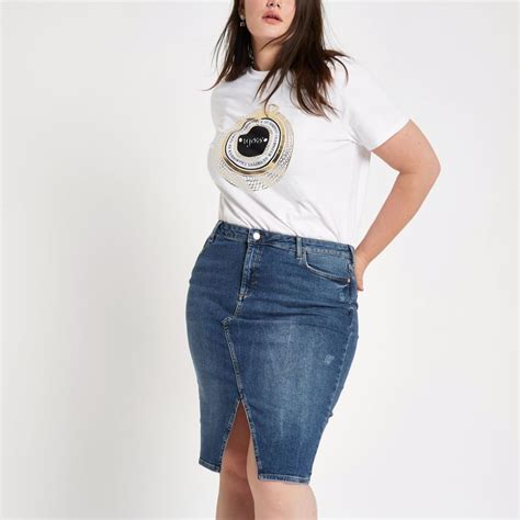 11 Flattering Plus-Size Denim Skirts For Women With Curves | HuffPost Life