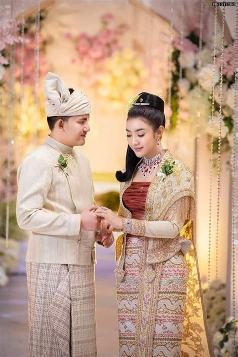 Burmese Wedding Traditional Wedding Dresses Bridal Dress Fashion Traditional Dresses Designs