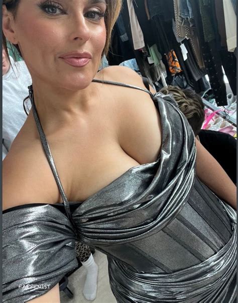 Nelly Furtado Tits Fappenist