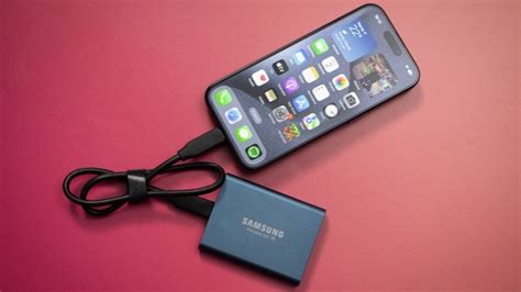 K čemu Všemu Lze Využít Usb C Konektor Na Novém Iphonu 15 A 15 Pro