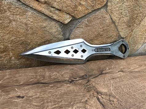 Wraith heirloom knife Apex Legends kunai cosplay knife | Etsy