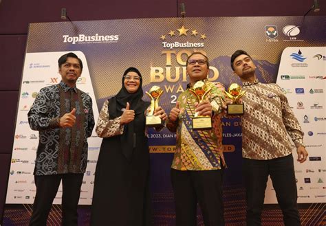 Perumda Parkir Makassar Raih Top Bumd Award Ini Peran Dan