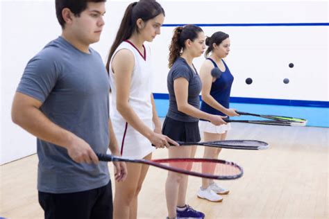 Choosing The Right Squash Racket To Suit Your Size And Style How To