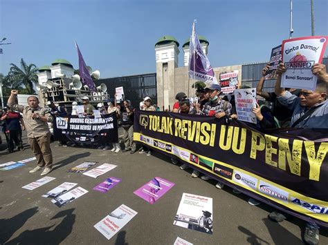 Tolak Revisi UU Penyiaran AJI Ini Bagian Skenario Besar Pelemahan