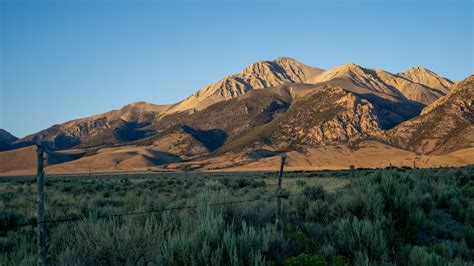 A Beginner S Guide To Climbing Mount Borah Visit Idaho