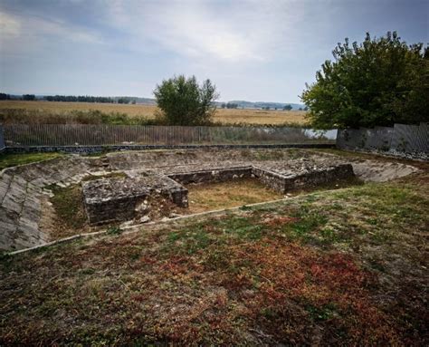 Portalul Podului Lui Constantin Cel Mare Corabia Calator Prin Romania