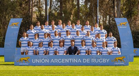 Los Pumas presentaron las fotos oficiales del plantel y staff que irá