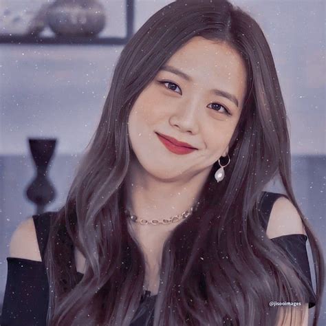 Pin oleh dunie cư tề di Jisoo