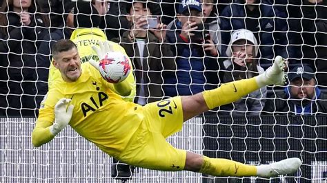 Fraser Forster Delighted After Signing New Tottenham Contract Soccer