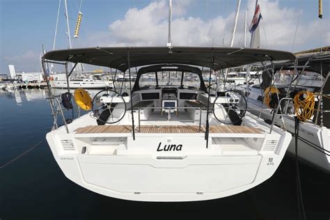 Sailing yacht Dufour 470 Luna is located in Marina Šangulin Biograd