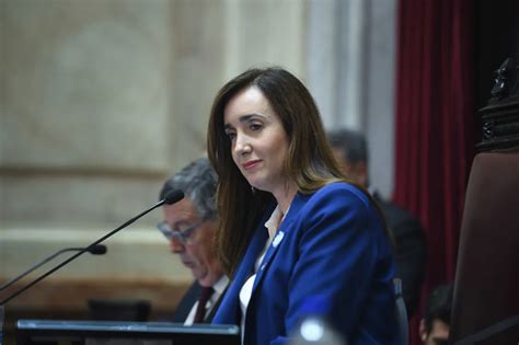 Los Senadores Aprobaron Un Fuerte Aumento De Sus Sueldos