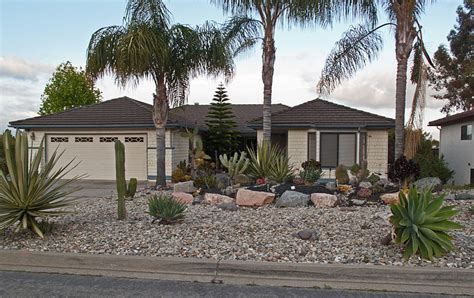 A Beginners Guide To Xeriscaping Lawnstarter