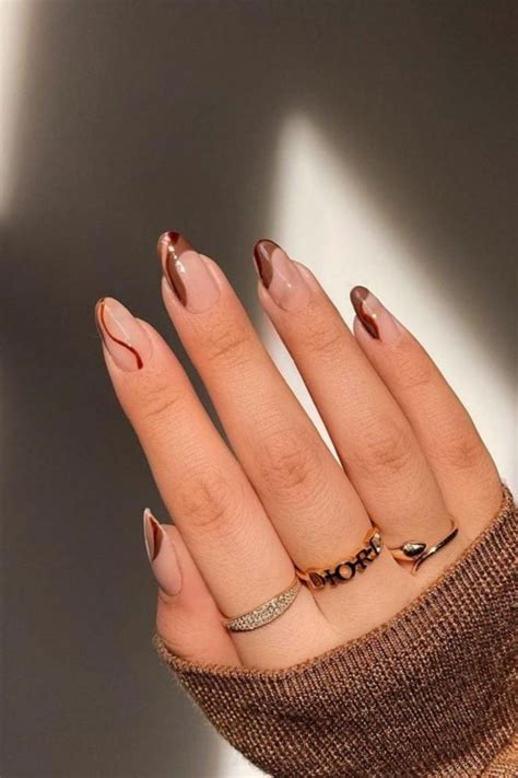 Wavy Nail Art You Ll Want To Recreate Pinterest