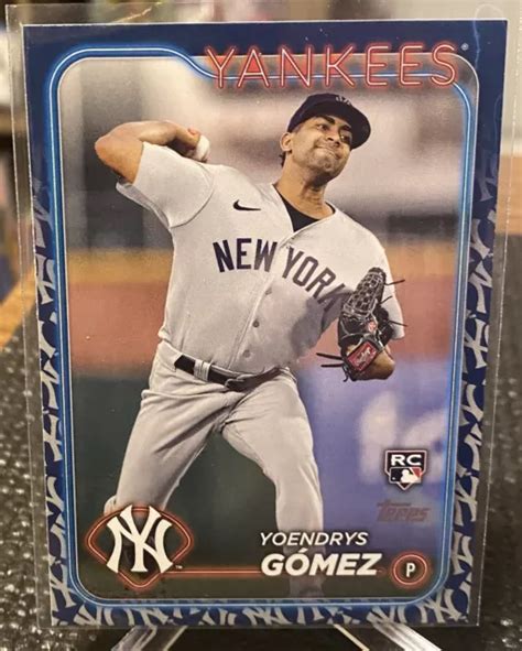 YOENDRYS GOMEZ TEAM Variazione Colore 2024 Topps Series 2 LOGO YANKEES