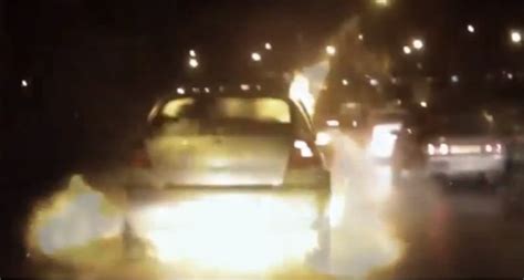 Watch A Car Demonstrate Spontaneous Combustion In Russia Autoevolution