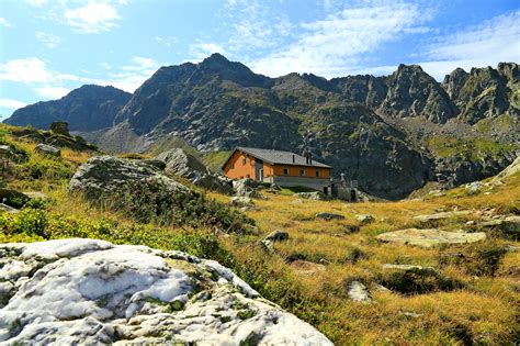 Capanna Leit Bewirtschaftete Hütte outdooractive