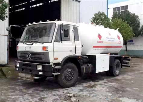 Dongfeng 4x2 Bobtail LPG Truck 10M3 5 Tons 10000L 5T LPG Filling Trucks