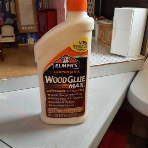 Best Wood Glue for Outdoors 2025