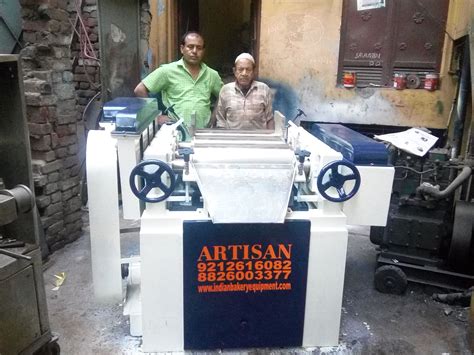 Triple Roll Mills Machine टरपल रल मल Artisan Engineering Works