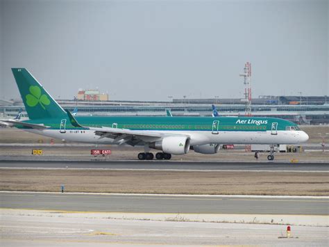 Aer Lingus Ei Lbt Boeing 757 2q8 Landed Lester B Pearson