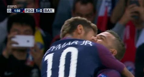 Golazo Del Psg Neymar Desparramó A Toda La Defensa Del Bayern Antes De Asistir A Dani Alves