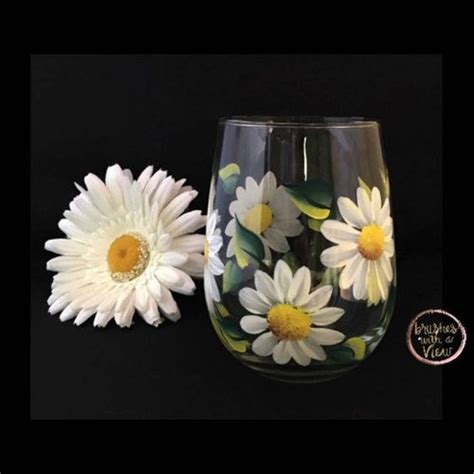 Hand Painted Daisy Wine Glass Set Of 4 White Daisy Flower Etsy