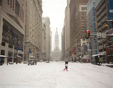 Huge Snow Storm Slams Into Mid Atlantic States Storm Jonas Sweeps