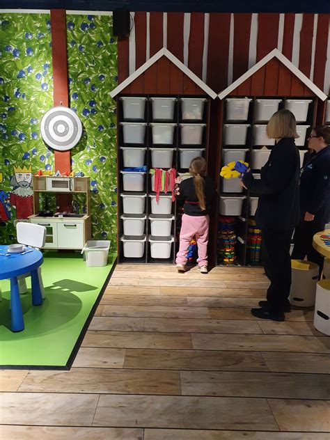 Navigating the massive IKEA Gateshead Newcastle explains its success 14