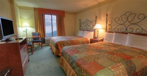 Country Cascades Pigeon Forge Rooms & Suites