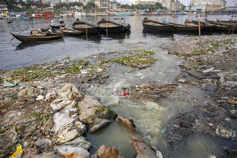 Pollution Buriganga River Near The City Of Dhaka Hotspot Before And After