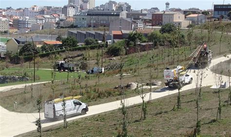 La actualidad de Coruña en imágenes Retirada de las lineas de media