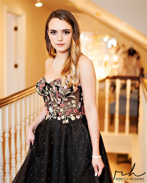 Prom Portraits For High School Seniors {fantastic Finds Mi} Rebecca