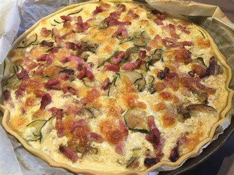 Tarte à la courgette et aux lardons Laurette cuisine