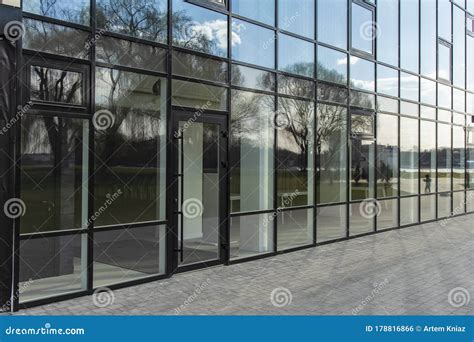 Office Center Glass Exterior Wall Building Paved Street Walk Side Urban ...